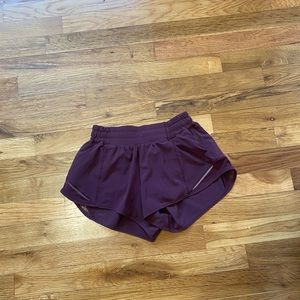 Lululemon hotty hot shorts